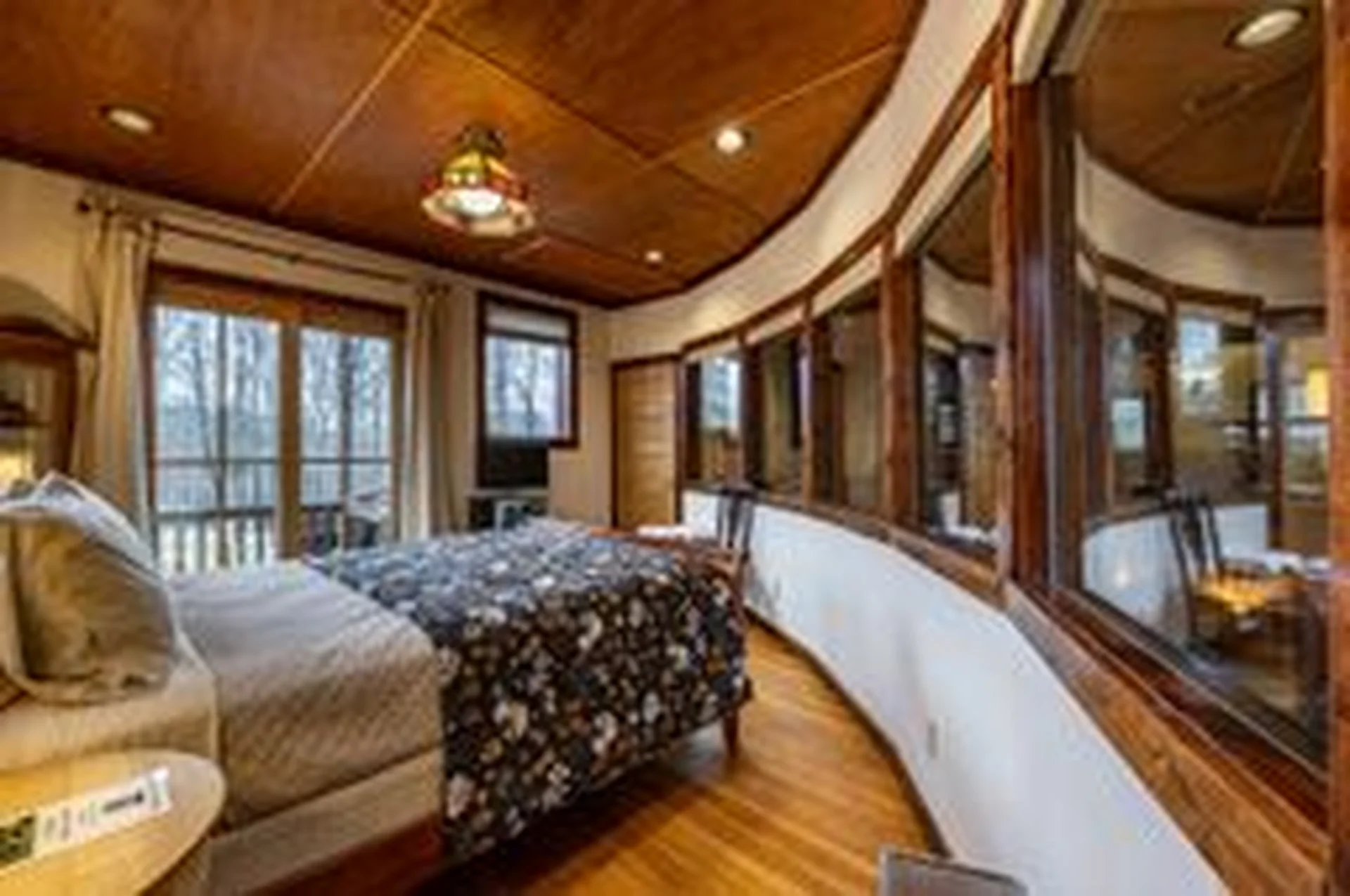 Crow’s Nest - Image 4