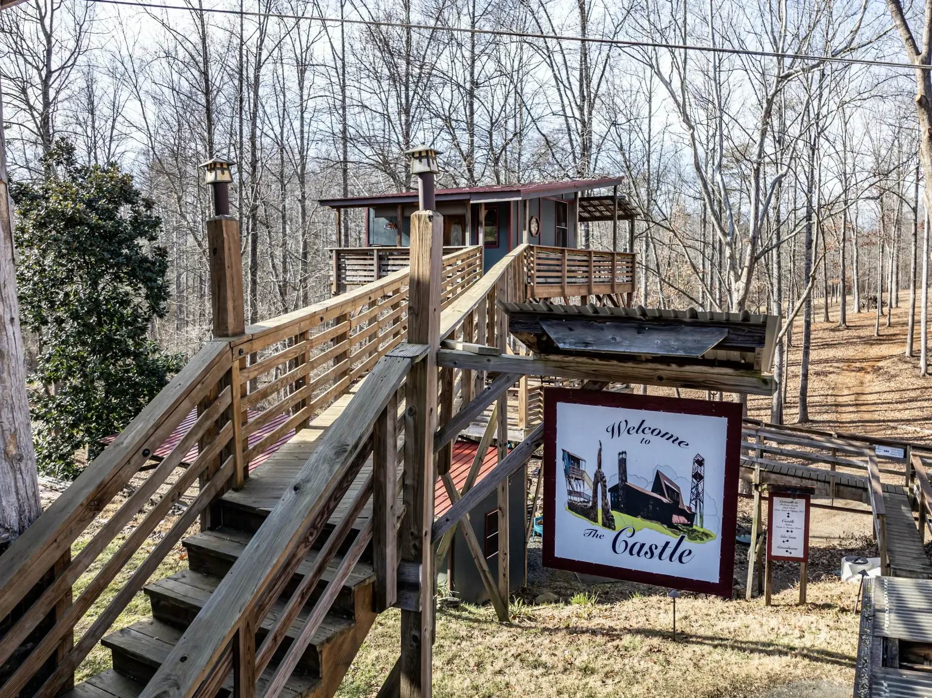 Tree House - Image 16