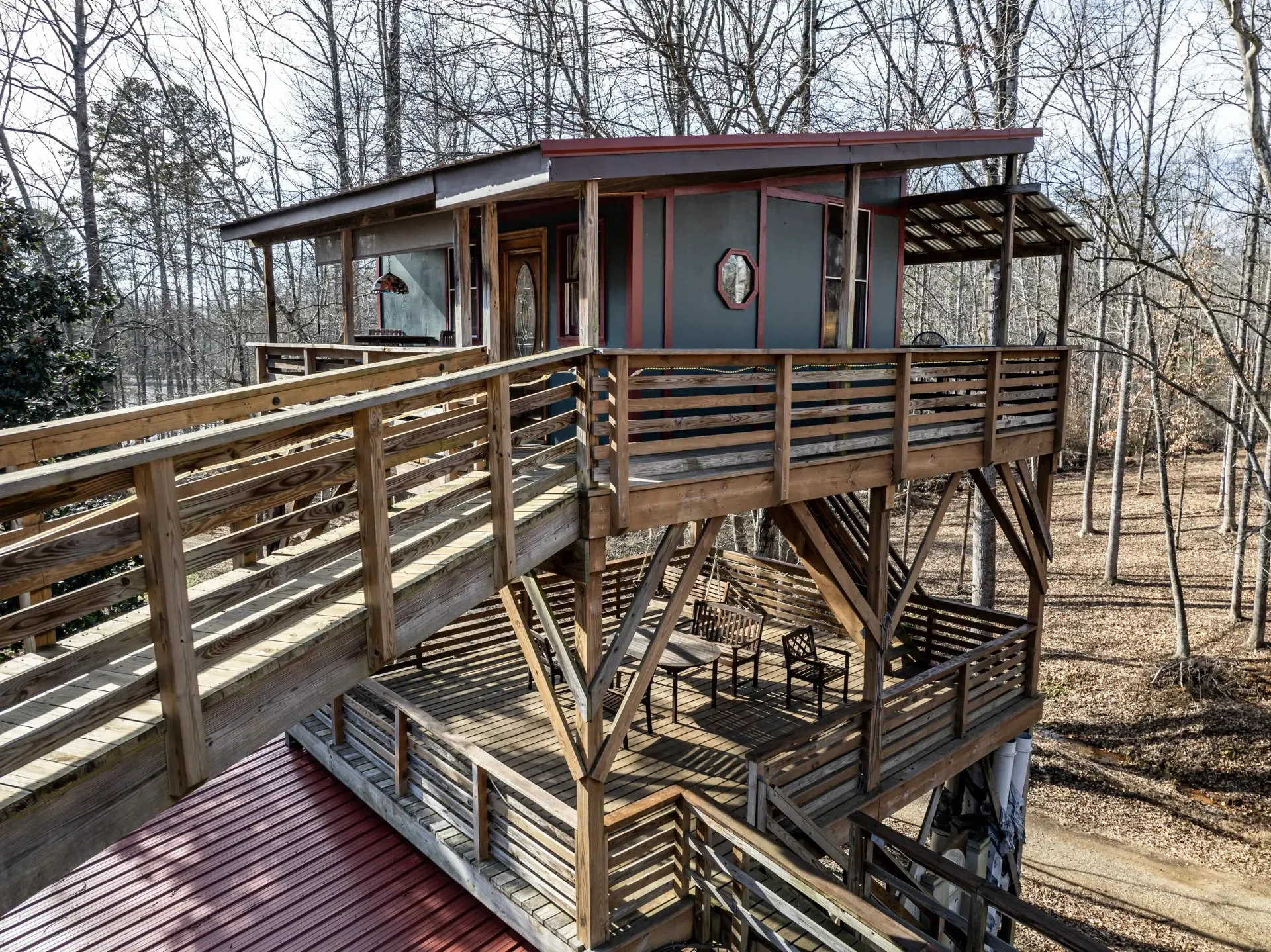 Tree House - Image 17