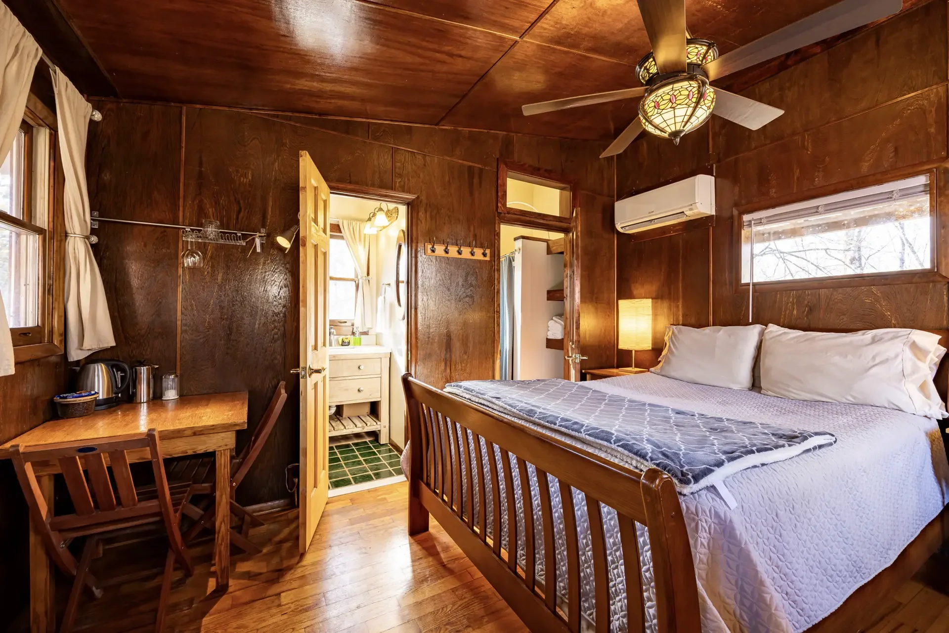 Tree House - Image 13