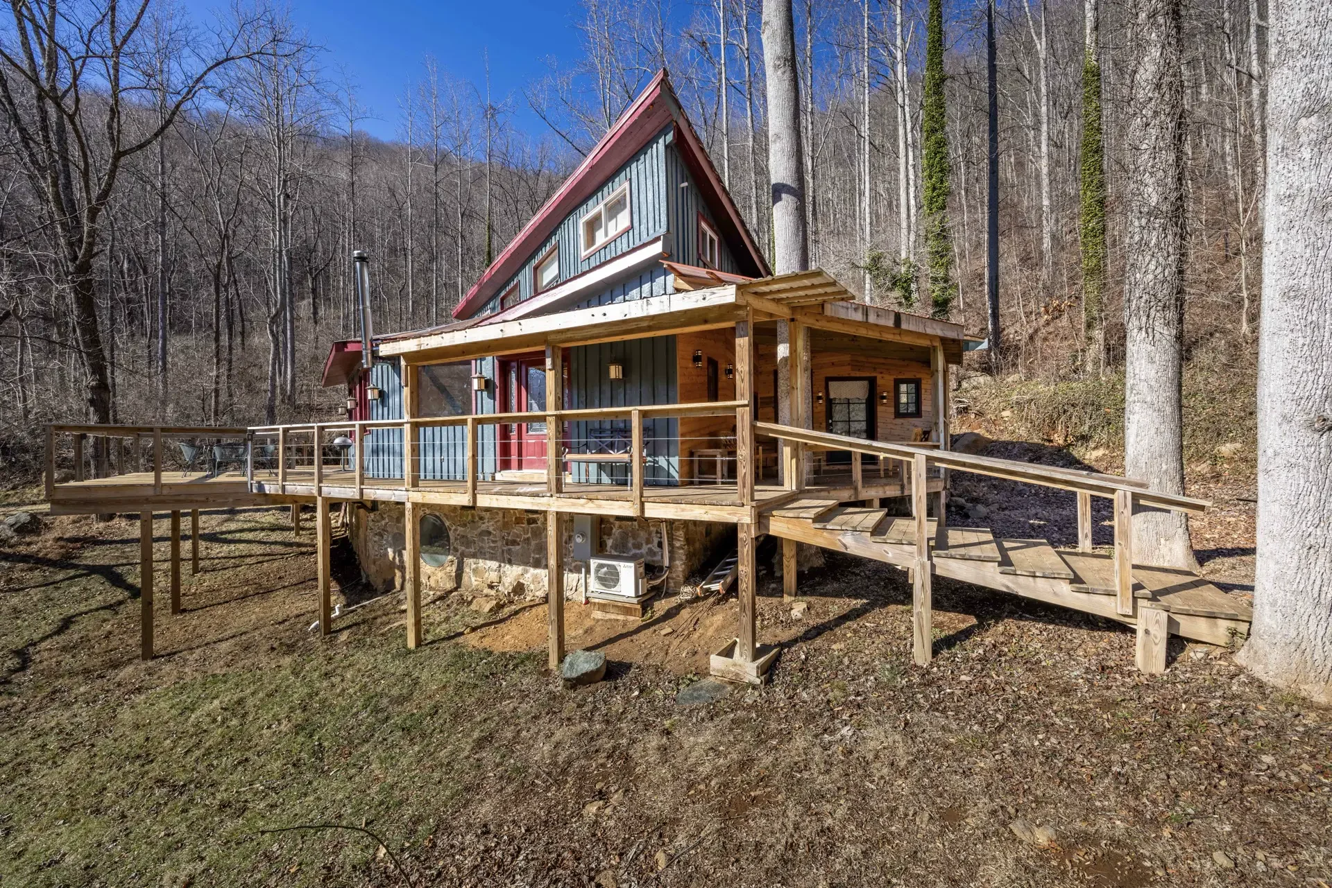 Zen River Retreat - Image 30
