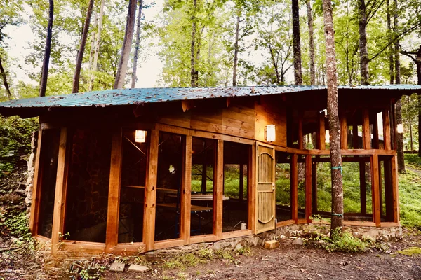 Pondview house at White Lotus Eco Spa Retreat, Stanardsville, VA — photo 37 of 40