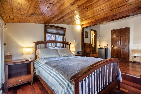 Suite Pea apartment at White Lotus Eco Spa Retreat, Stanardsville, VA — photo 2 of 36