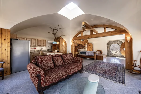 The Hobbit House - Thumbnail 25