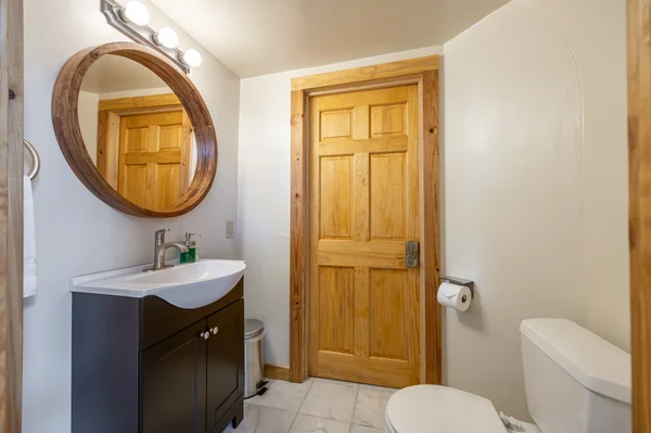 The Hobbit House earth house at White Lotus Eco Spa Retreat, Stanardsville, VA — photo 23 of 38