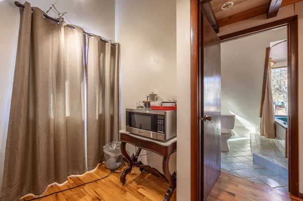White Lotus Suite guest suite at White Lotus Eco Spa Retreat, Stanardsville, VA — photo 11 of 46