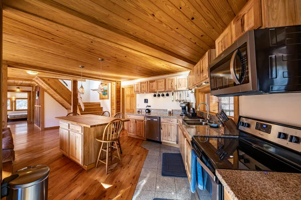 Zen River Retreat house at White Lotus Eco Spa Retreat, Stanardsville, VA — thumbnail 18 of 40